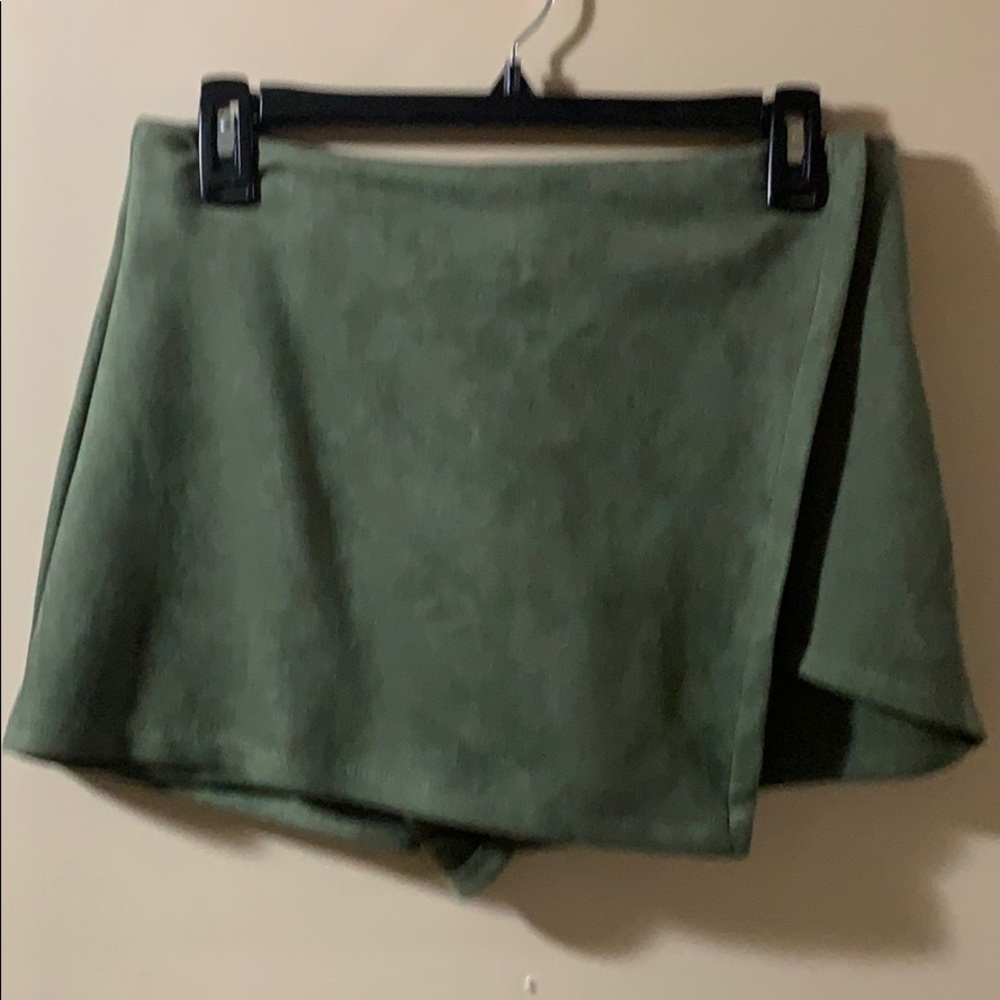 Skirt/shorts